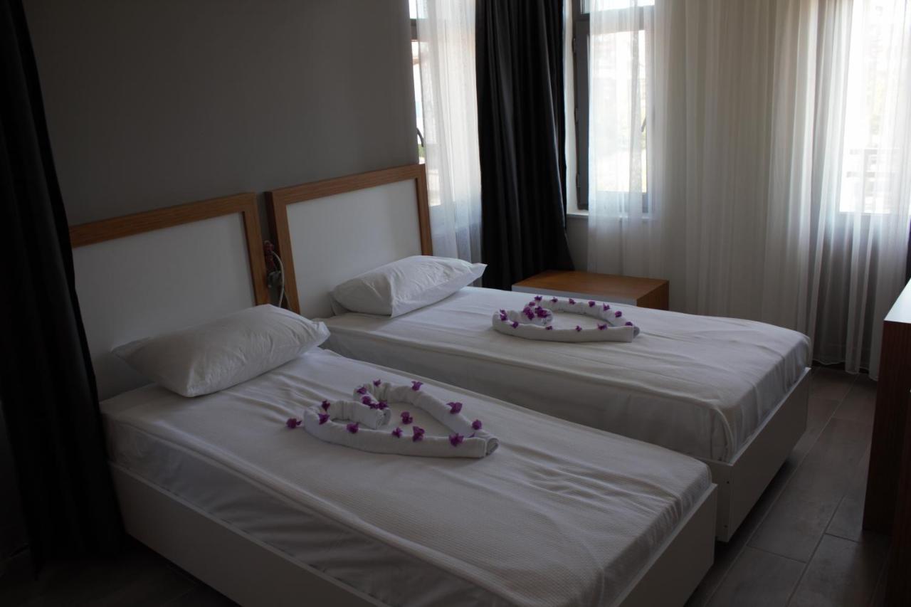 Hotel Akalia & 4*