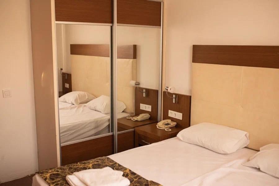 Hotel Akalia &